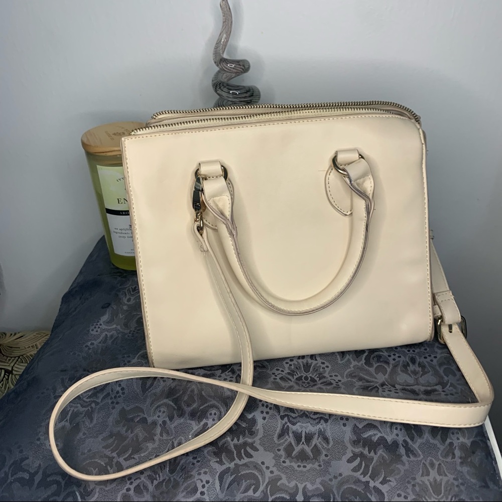 Forever 21  shoulder purse